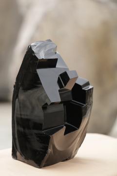 Jorge Y zpik Untitled sculpture Obsidian I - 1147197