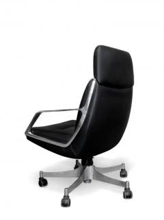 Jorge Zalszupin Brazilian Modern Armchair in Black Leather by Jorge Zalszupin 1973 Brazil - 3186946