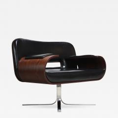 Jorge Zalszupin Brazilian Modern Jacaranda and Leather Swiveling Lounge Chair by Jorge Zalszupin - 588795