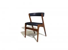 Kai Kristiansen Six Mid century Curved Back Dining Chairs in Navy Leather - 4543312