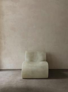 Kar Studio Contemporary White Curl Up Lounge Chair - 4605517