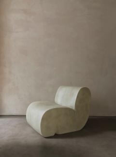 Kar Studio Contemporary White Curl Up Lounge Chair - 4605520