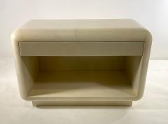 Karl Springer LTD A Pair of American Modern Bullnose Night Tables Karl Springer - 4641640