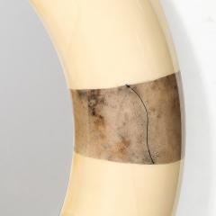 Karl Springer Mid Century Modernist Cream Lacquered Goat Skin Round Mirror by Karl Springer - 4622934
