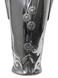 Kayserzinn polished Pewter Vase Germany 20th century - 3239409