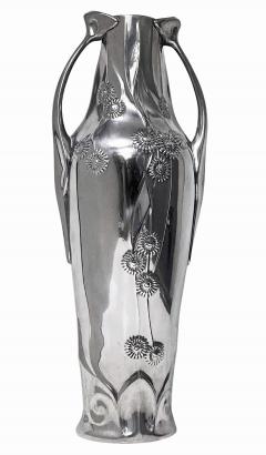 Kayserzinn polished Pewter Vase Germany 20th century - 3239410