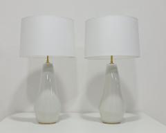 Kelly Wearstler Pair of Contour Artic White Ceramic Table Lamps by Kelly Wearstler - 3357856