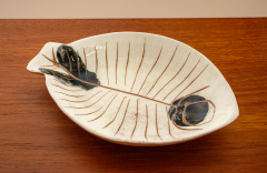 Kenji Fujita Lagardo Tackett Kenji FujIta Ceramic Fish Dishes or Spoon Rest Circa 1950s - 4507926