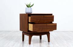 Kent Coffey Mid Century Modern Sculpted Walnut Night Stand - 2359051