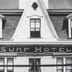 Klaus Gemming Klaus Gemming The Surf Hotel - 3296226