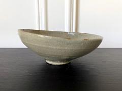 Korean Ceramic Celadon Bowl with Slip Inlay Goryeo Dynasty - 1956699