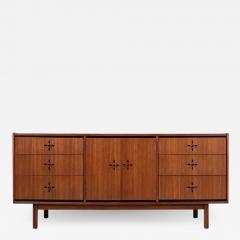 Kroehler Furniture Kroehler Furniture Mid Century Modern Walnut Dresser by Kroehler Furniture - 2774971