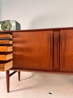 Kurt stervig Kurt Ostervig Kurt stervig Danish Modern Teak Credenza - 4367583