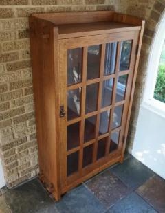 L JG Stickley Single Door Oak Bookcase - 3396746