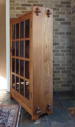 L JG Stickley Single Door Oak Bookcase - 3396766