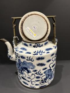 LARGE BLUE AND WHITE UNDERGLAZE PORCELAIN TEAPOT  - 4204361