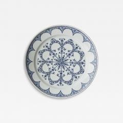 LARGE EARLY 18TH CENTURY CIRCULAR FAIENCE CHARGER - 4389220