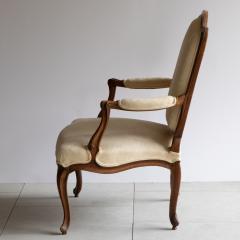 LARGE MID 18TH CENTURY LOUIS XV FAUTEUIL OR OPEN ARM CHAIR - 3550693