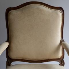 LARGE MID 18TH CENTURY LOUIS XV FAUTEUIL OR OPEN ARM CHAIR - 3550739