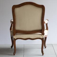LARGE MID 18TH CENTURY LOUIS XV FAUTEUIL OR OPEN ARM CHAIR - 3614199