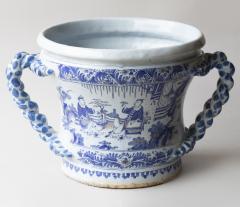 LARGE NEVERS TWO HANDLED CHINOISERIE CACHE POT - 3937478