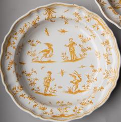 LARGE PAIR OF YELLOW AND WHITE SERVING PLATES WITH SHAPED RIMS - 4513654