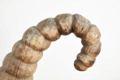 LARGE PRIMITIVE WOOD MOLD - 3155133