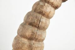 LARGE PRIMITIVE WOOD MOLD - 3155160