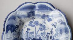 LATE 17TH CENTURY SMALL DELFT CIRCULAR LOBED FRUIT DISH WITH FLUTED EDGES - 4598525
