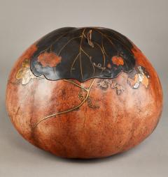 Lacquered Gourd Container with Lid - 3941395