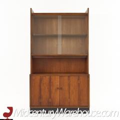 Lane Acclaim Walnut and Oak Dovetail China Display Cabinet - 2578477