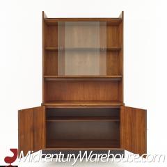 Lane Acclaim Walnut and Oak Dovetail China Display Cabinet - 2578479
