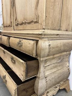 Large 18th Century Dutch Linen Press - 4399250