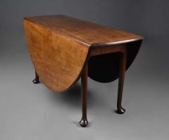 Large 18thc solid walnut drop leaf dining table of fine faded patina - 4756013