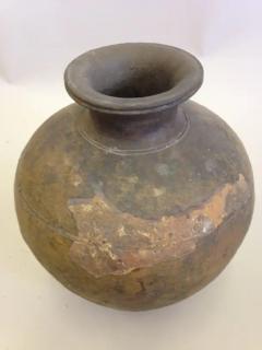 Large Ancient Khmer Urn or Vase - 4108740