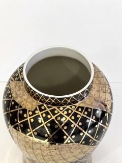 Large Art Deco Vessel in Black and Gold - 4455738
