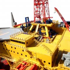 Large Brass Miniature Oil Drilling Rig of Norwegian Trosvik Bingo 3000 - 4292891