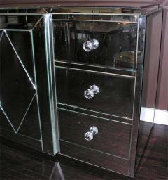 Large Diamond Front Mirrored Dresser - 3107783