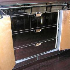 Large Diamond Front Mirrored Dresser - 3107785