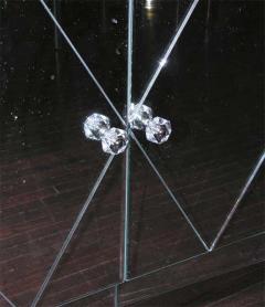 Large Diamond Front Mirrored Dresser - 3107788