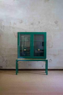 Large Display Cabinet in Green Lacquered wood with Brass Details - 4336941