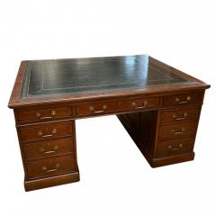 Large English 1900s Partners Desk - 2887215