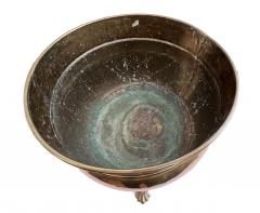 Large English Brass Tripod Coal Bucket with Lion Ring Handles and Paw Feet - 2820358
