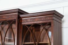 Large English Flame Mahogany Breakfront Bookcase - 4051245