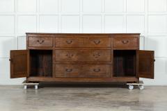 Large George III English Oak Dresser Base - 3290930