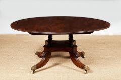 Large Georgian Round Table - 4444967