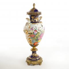 Large Impressive 19th Century French S vres Porcelain Gilt Gold Decorated Urns - 4552463