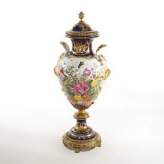 Large Impressive 19th Century French S vres Porcelain Gilt Gold Decorated Urns - 4552468