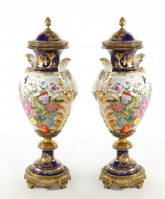 Large Impressive 19th Century French S vres Porcelain Gilt Gold Decorated Urns - 4552473