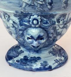 Large Italian Albisola Blue and White Tin glazed Majolica Urn Vase - 4405330
